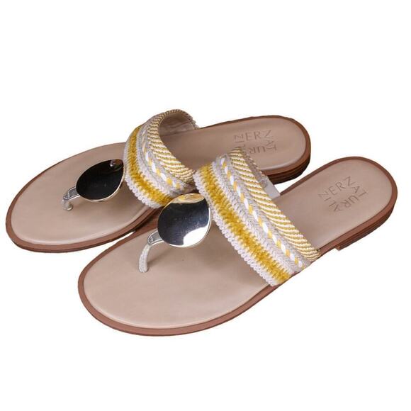 Naturalizer Frankie Thong Sandal Flip Flop Metal Medallion Woven 8M - Picture 3 of 4
